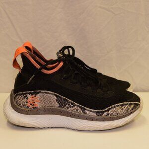 UnderArmour Boys Curry Running Shoes - Y5.5US